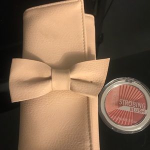 Catrice 3 piece rose gold brush set
